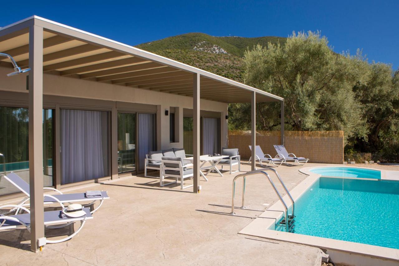 Averto Villas With Private Pool ニドリ エクステリア 写真