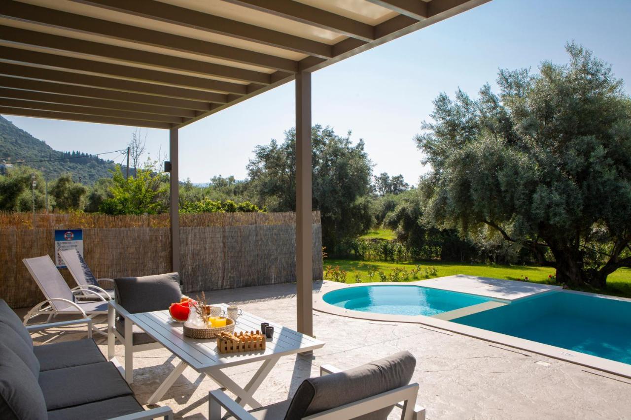 Averto Villas With Private Pool ニドリ エクステリア 写真
